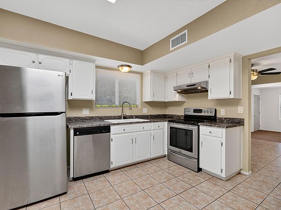 3rd image of 1460 PASEO SAN LUIS --
