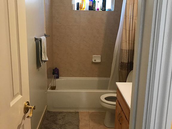 3rd image of 45 West St