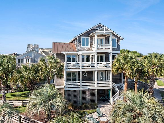 2nd image of 202 Live Oak Drive