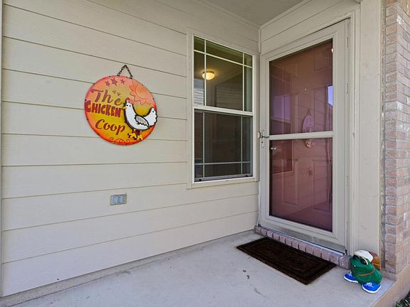 4th image of 113 Snowy Egret Ln