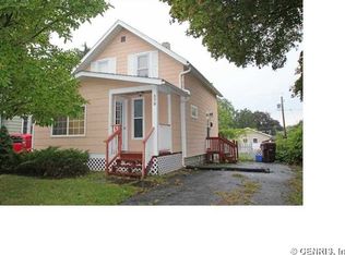 379 Bleacker Rd, Rochester, NY 14609