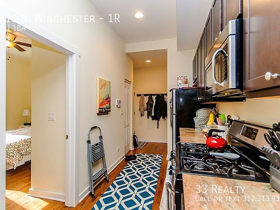 4th image of 1711 N Winchester Ave APT 1R