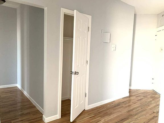 4th image of 1364 Bronx River Ave APT 4E