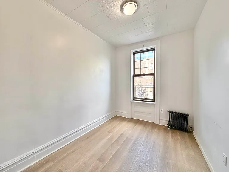 578 Ovington Ave #2F — Photo 5