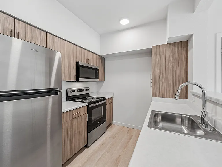 Cascade Creek Apartments — Photo 10