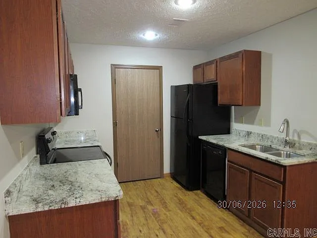 720 E German Ln #10 — Photo 7