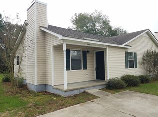 1801 Countrywood Blvd, Jacksonville, NC 28540