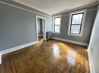 23-49 Broadway #3, Astoria, NY 11106