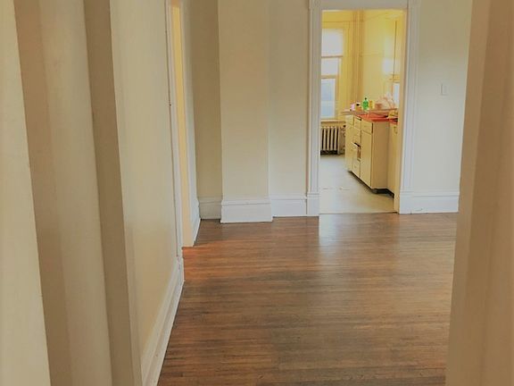3rd image of 502 E Front St #502