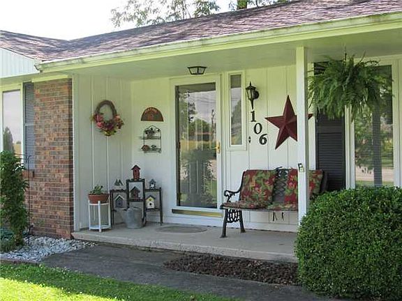 2nd image of 106 Greenlawn Dr