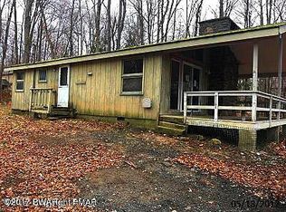 148 Winding Hill Rd, Pocono Pines, PA 18350