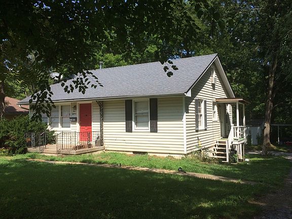 4th image of 418 W End Dr
