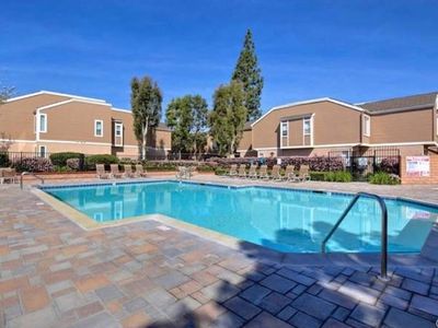 10411 E Briar Oaks Dr APT A, Stanton, CA, 90680