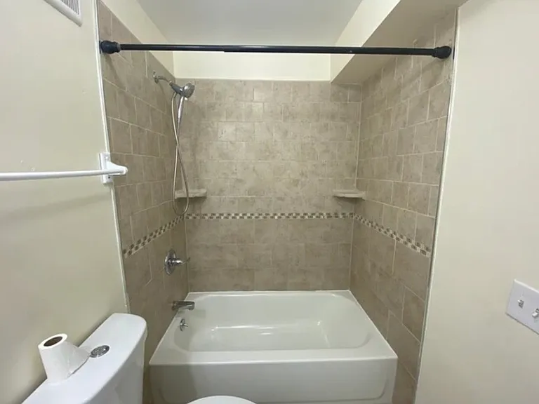 222 Mary Lou Ave — Photo 14