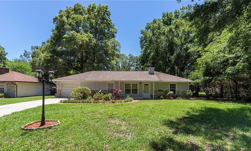 1st image of 2458 NE 46th Pl