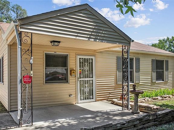 3rd image of 2629 S 49th St