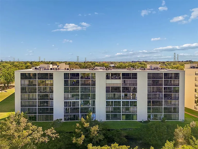 900 Cove Cay Dr #5F — Photo 50