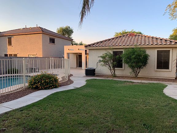 5th image of 9061 E Plana Ave