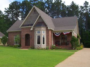 513 Castlewoods Blvd, Brandon, MS 39047