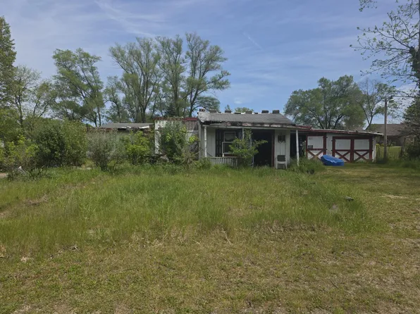 387 18th St, Otsego, MI 49078