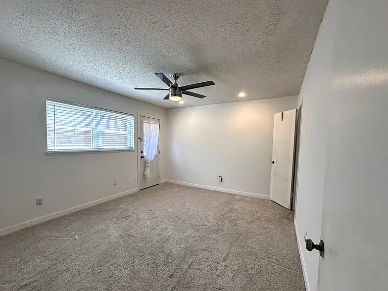 3817 Commonwealth Dr — Photo 12