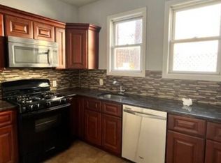 124 Warner Ave #A, Jersey City, NJ 07305