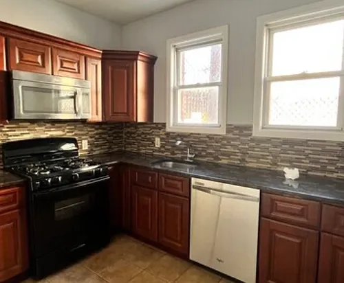 124 Warner Ave #A Photo 1