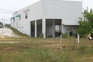 1st image of 6251 N Us Highway 1