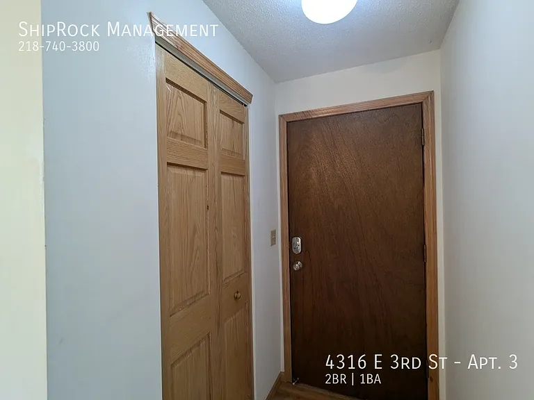 4316 E 3rd St #3 — Photo 2