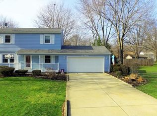 151 N Colonial Dr, Cortland, OH