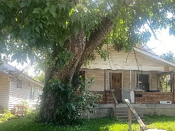 809 N Euclid Ave — Photo 2