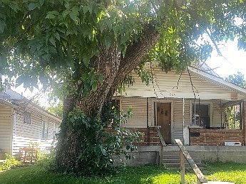 2nd image of 809 N Euclid Ave