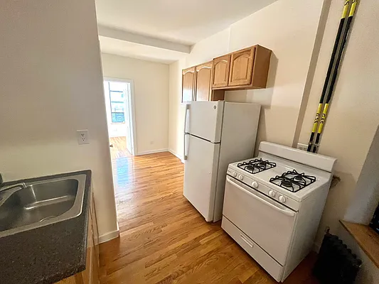 Rented by Corcoran | media 3