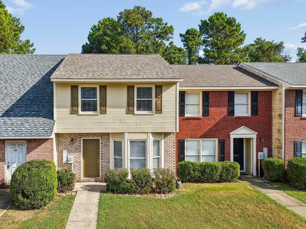5040 Falling Creek Ln, Birmingham, AL 35235