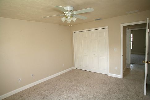4th image of 1465 Admiral Nimitz Ave
