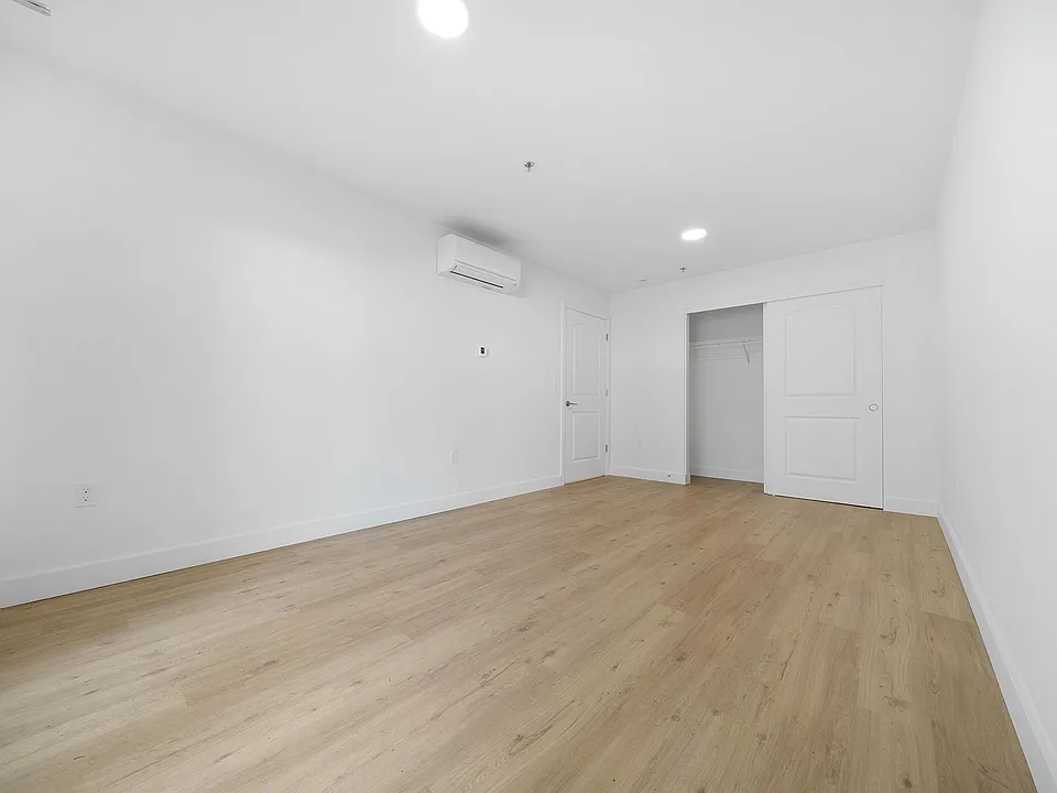 Eastwood Apartments