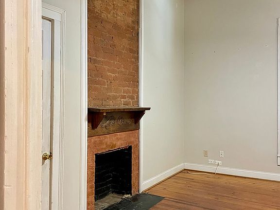 2nd image of 1007 E 1st Ave #A