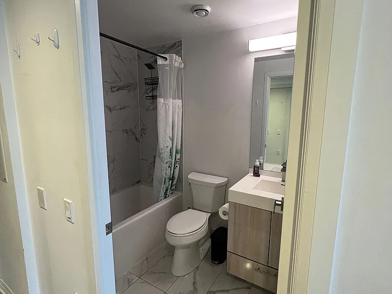251 Jarvis St #4011 — Photo 5
