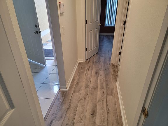 3rd image of 4614 Radford Ln