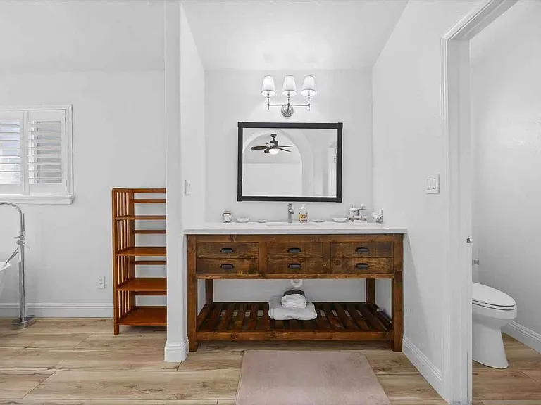 5209 Outlook Ln — Photo 9