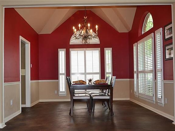 3rd image of 1317 Breanna Way
