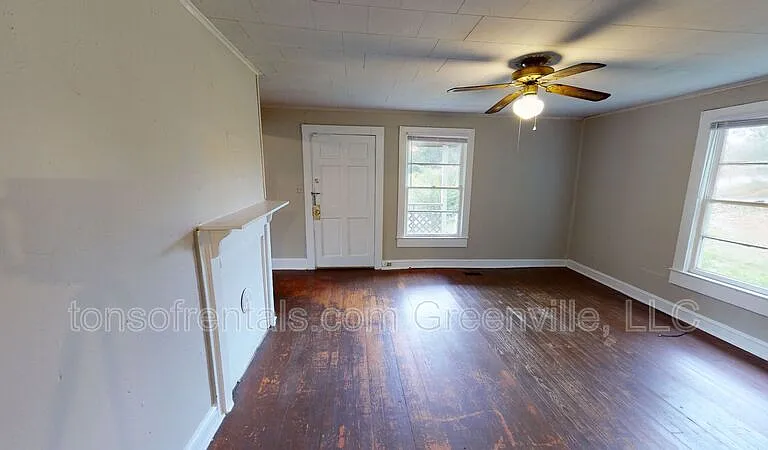 186 Skyuka St — Photo 2
