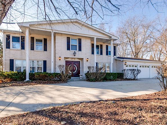 2nd image of 505 Rue Chamonix