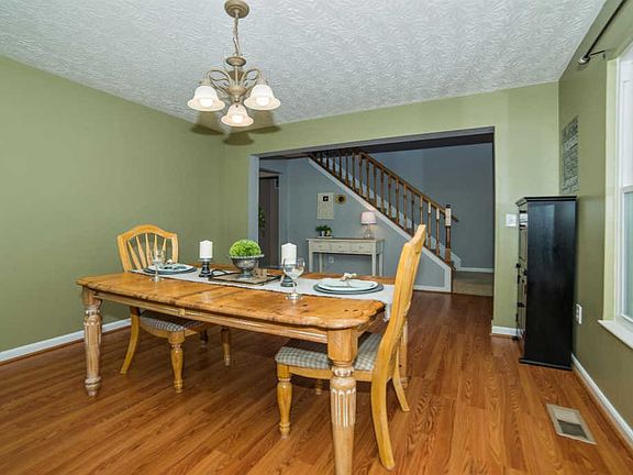 4th image of 106 Zachary Dr
