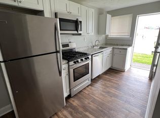 112 Mill St, Coraopolis, PA 15108