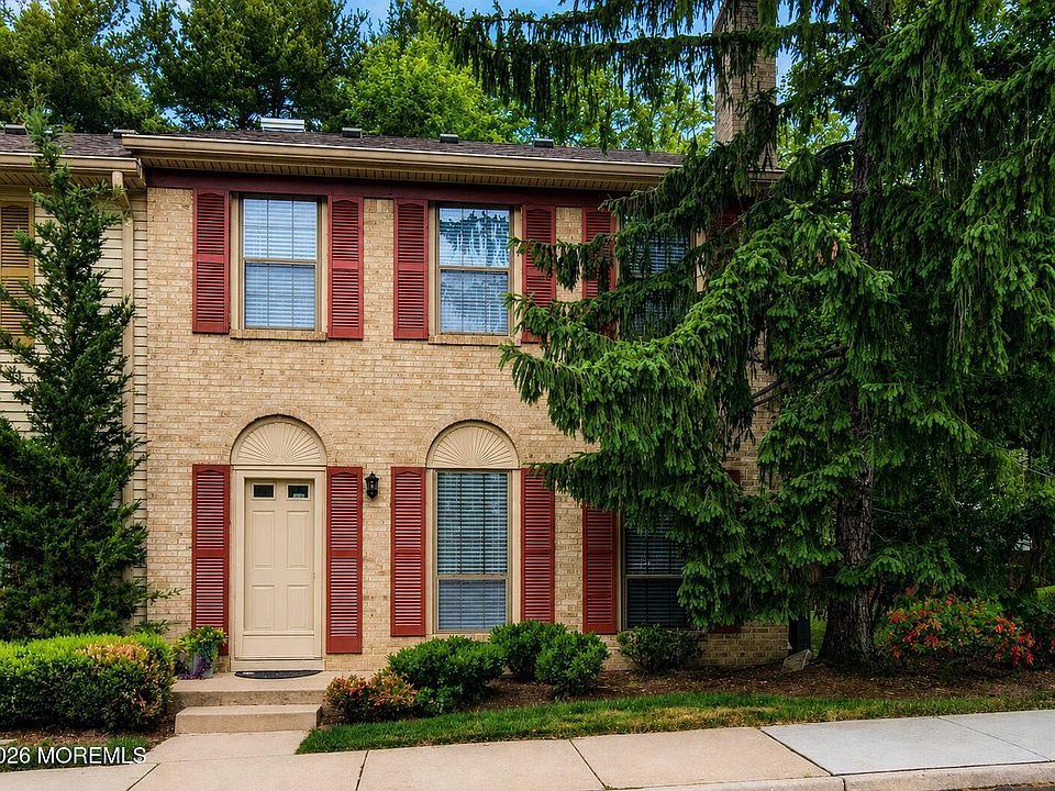 1st image of 76 Bradford Court