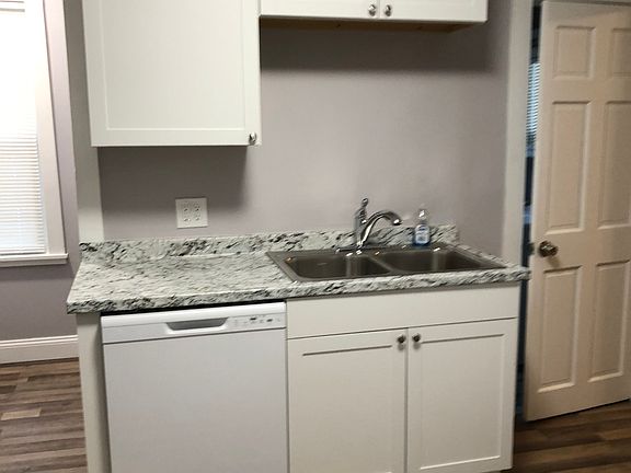 2nd image of 154 E Hollis St Building 1