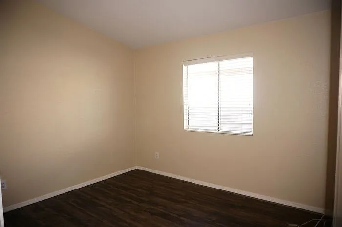 2201 S Saint Suzanne Dr — Photo 19