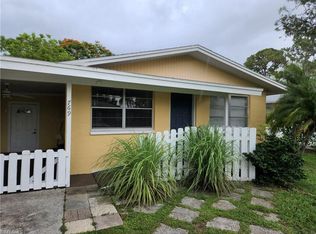 769 95th Ave N, Naples, FL 34108