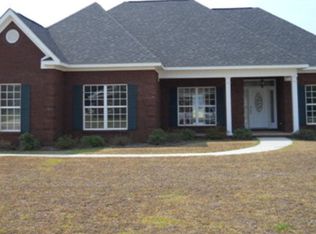 203 W Azalea Ln, Headland, AL 36345